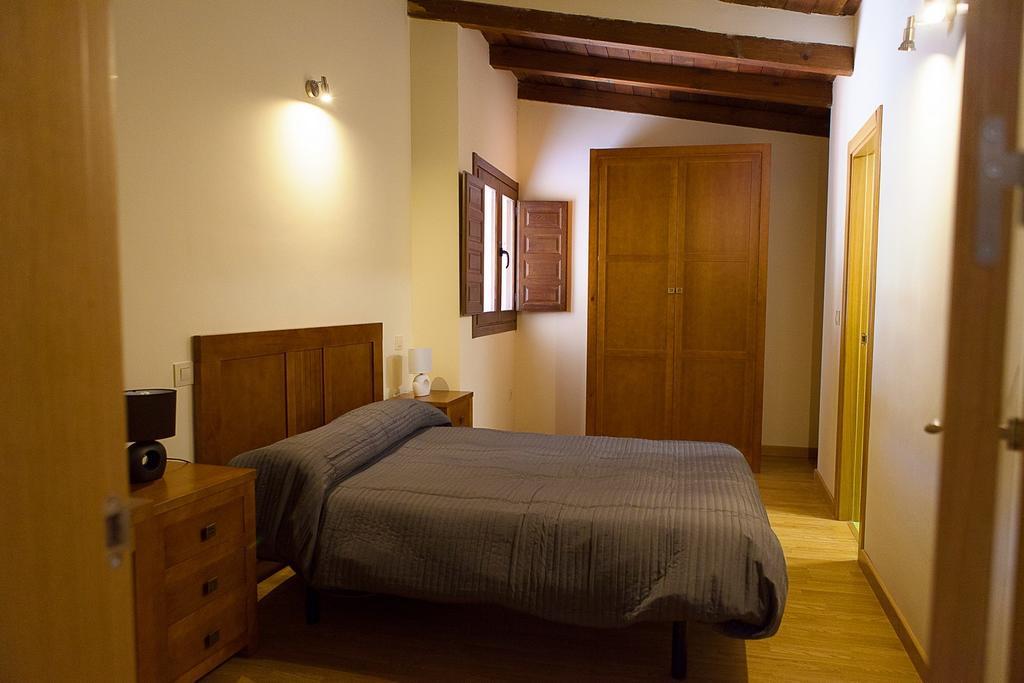 Apartamentos Del Casco Toledo Bilik gambar