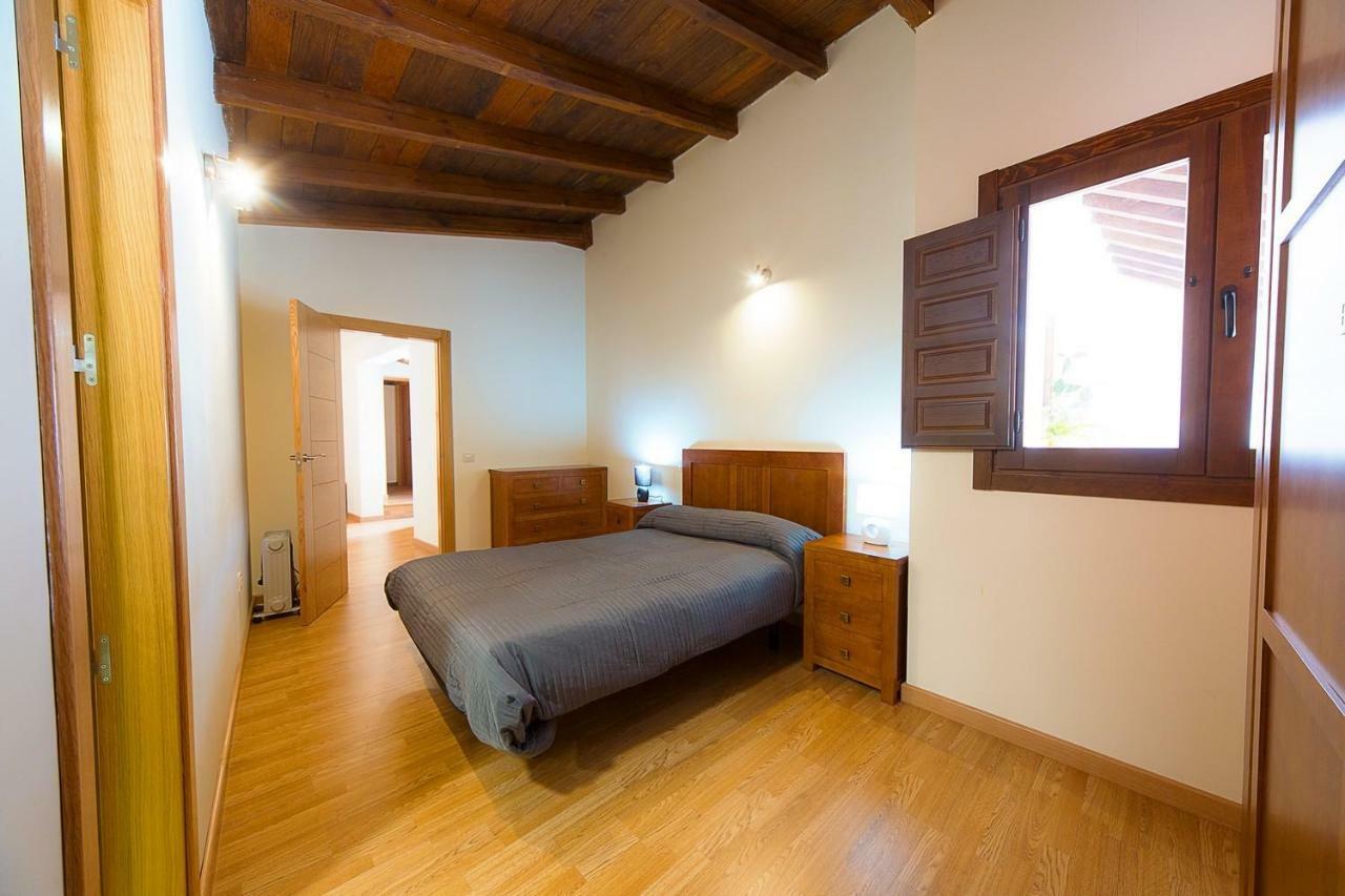Apartamentos Del Casco Toledo Bilik gambar